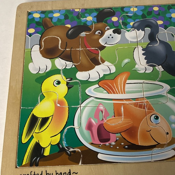Melissa & Doug 12 piece wooden puzzle for ages 3 and up. Playful Pets - Picture 3 of 7